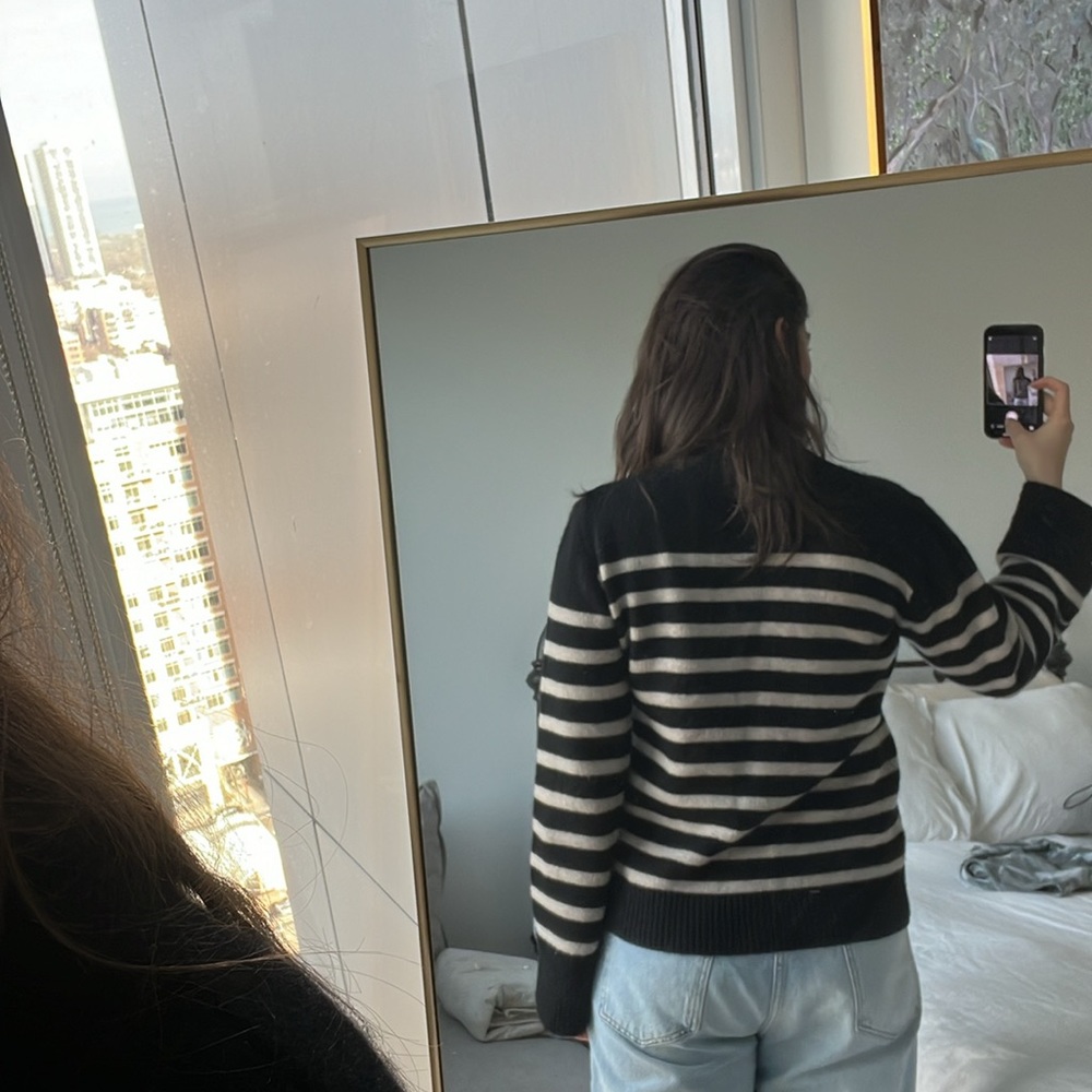 Lisa Yang Daphne Cardigan - Picture 15 of 15